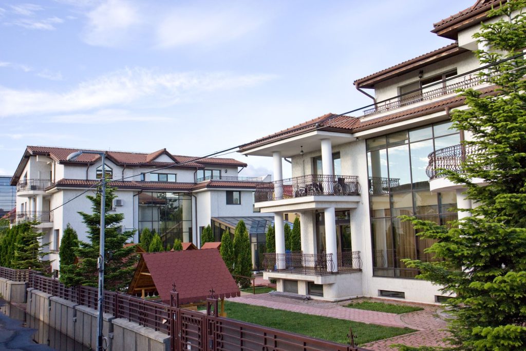 camin de batrani bucuresti